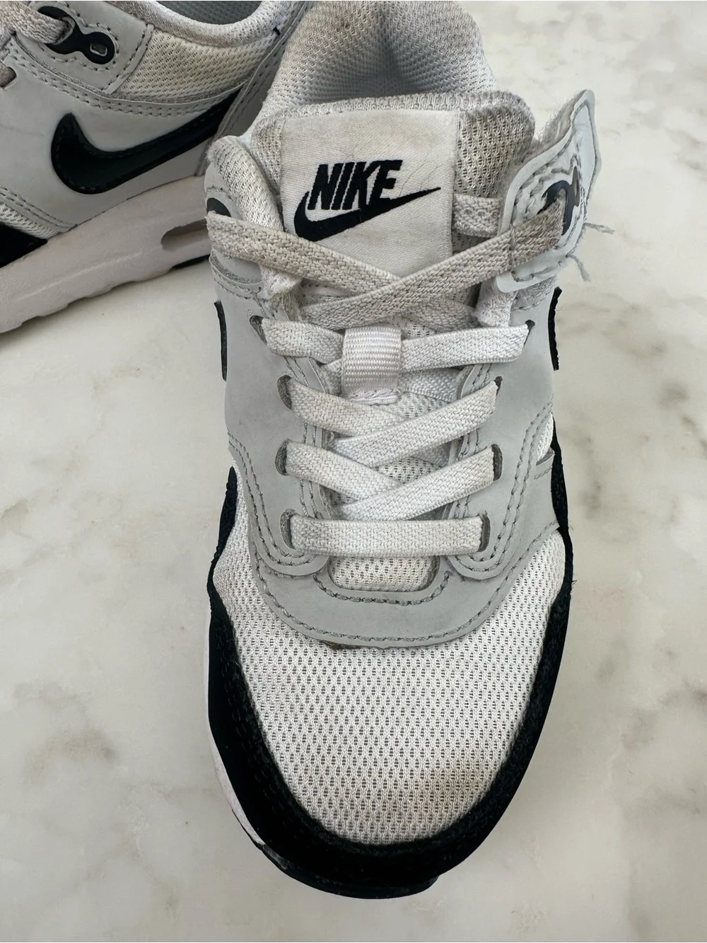 Nike kids air
